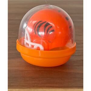VTG NFL Mini Gumball Vending Machine Cincinnati Bengals Football Plastic Helmet